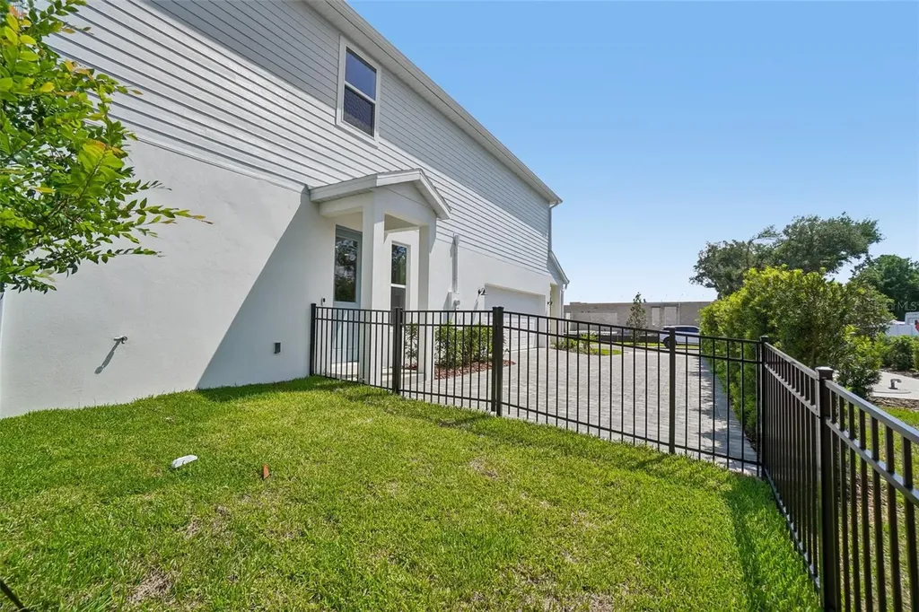 610 Silver Stream Court Brandon FL 33511