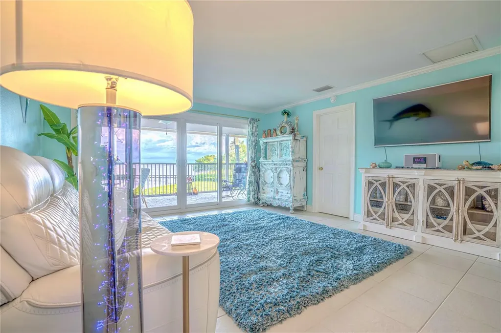 749 Manatee Avenue Holmes Beach FL 34217