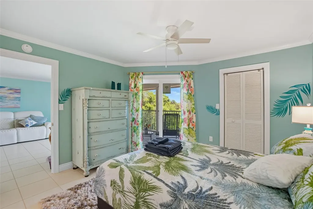 749 Manatee Avenue Holmes Beach FL 34217