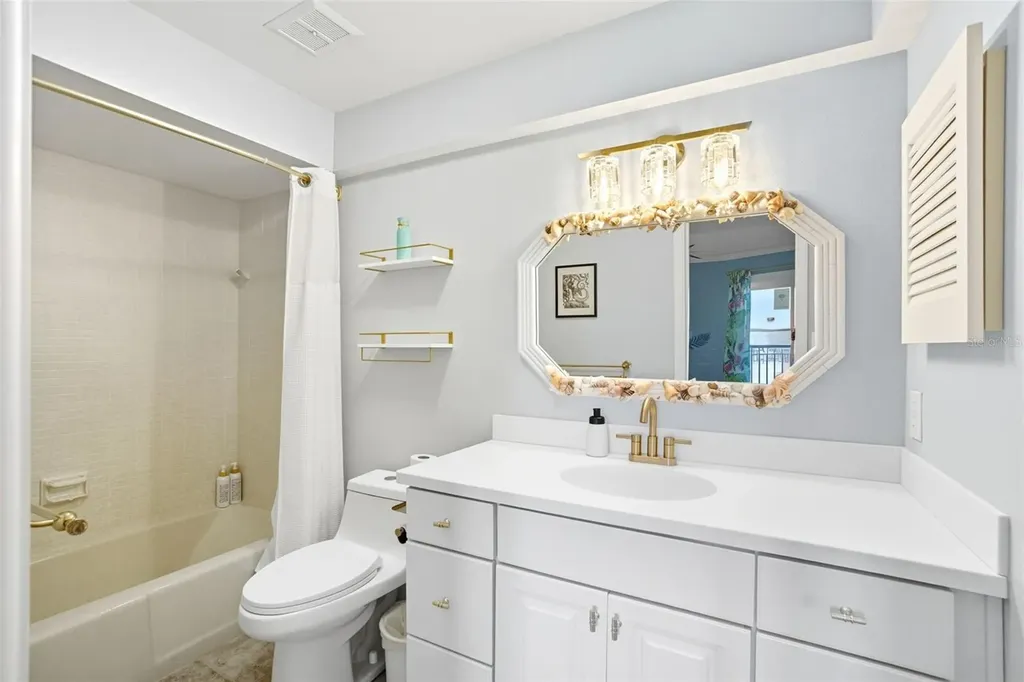 749 Manatee Avenue Holmes Beach FL 34217