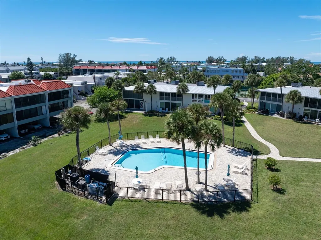 749 Manatee Avenue Holmes Beach FL 34217