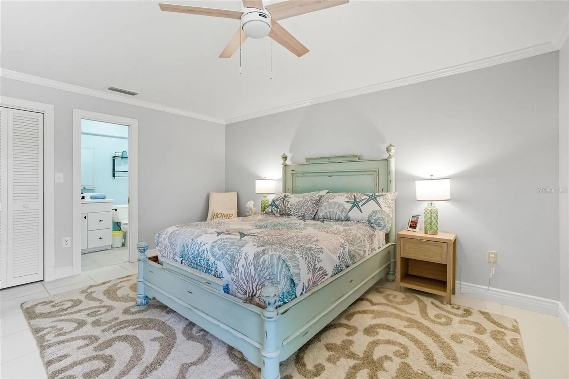 749 Manatee Avenue Holmes Beach FL 34217