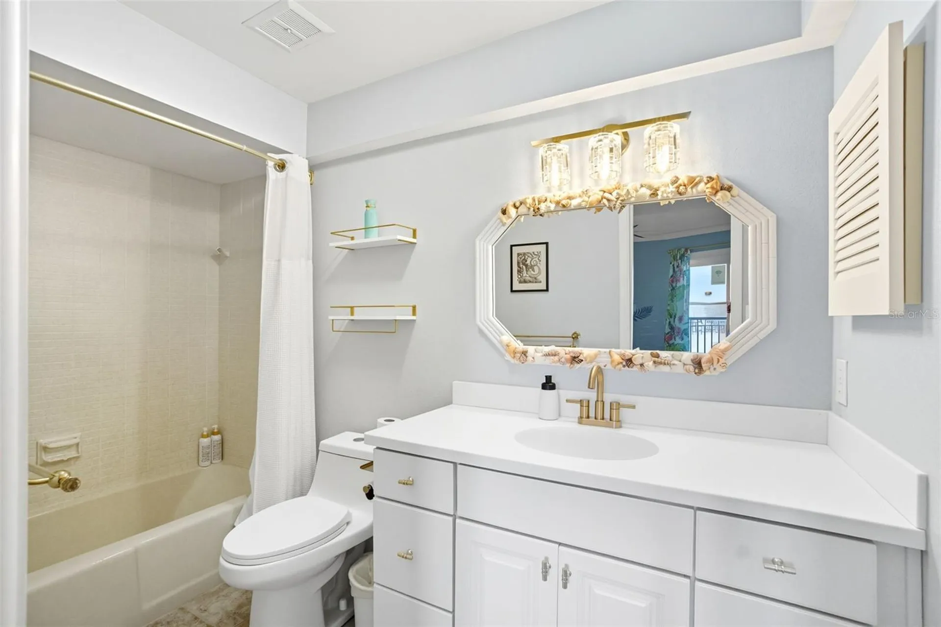 749 Manatee Avenue Holmes Beach FL 34217