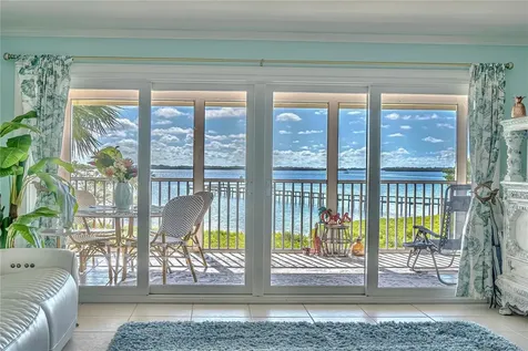 749 Manatee Avenue Holmes Beach FL 34217