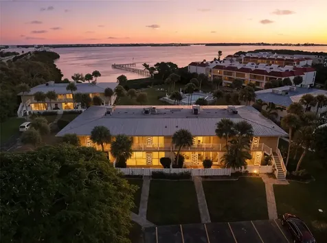749 Manatee Avenue Holmes Beach FL 34217