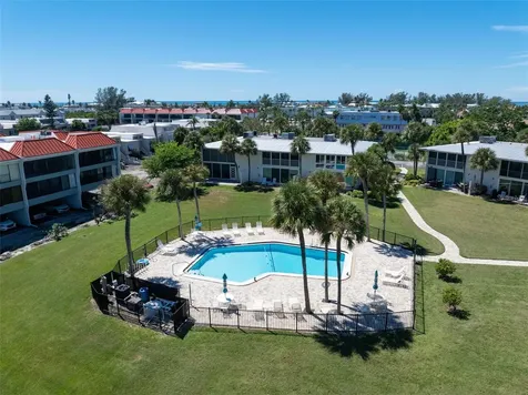749 Manatee Avenue Holmes Beach FL 34217