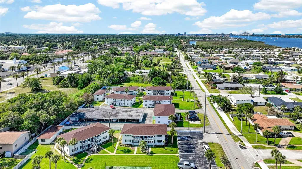 1800 S Palmetto Avenue South Daytona FL 32119