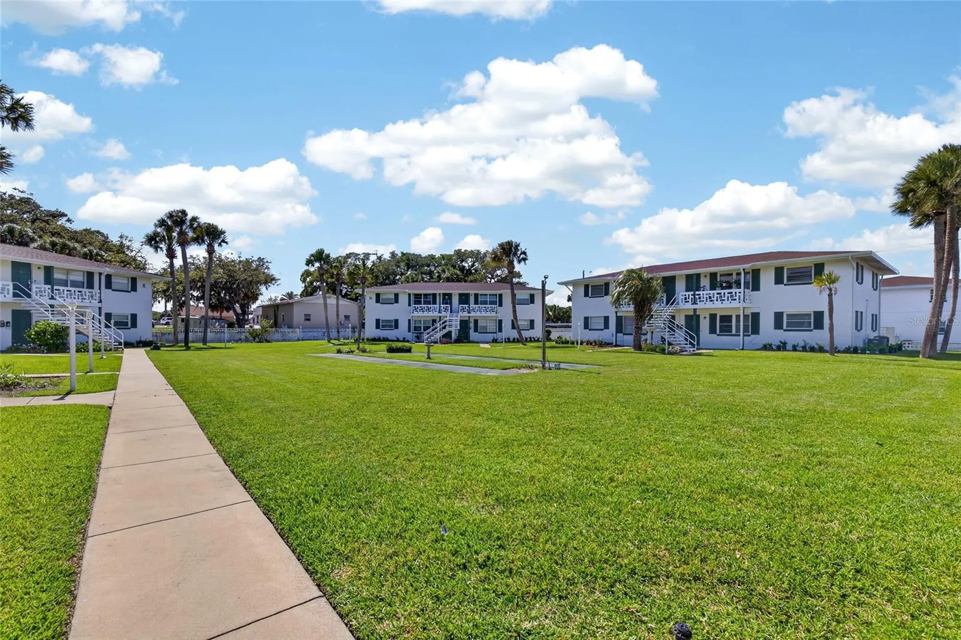 1800 S Palmetto Avenue South Daytona FL 32119