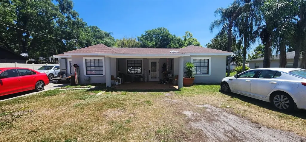 6809 N Gunlock Avenue Tampa FL 33614