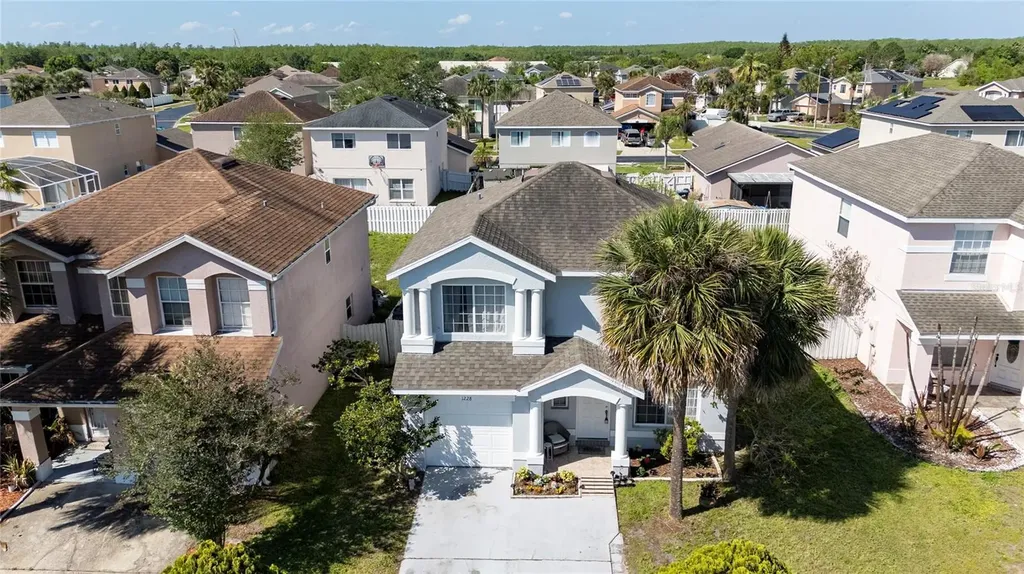 1228 Heather Lake Drive Orlando FL 32824