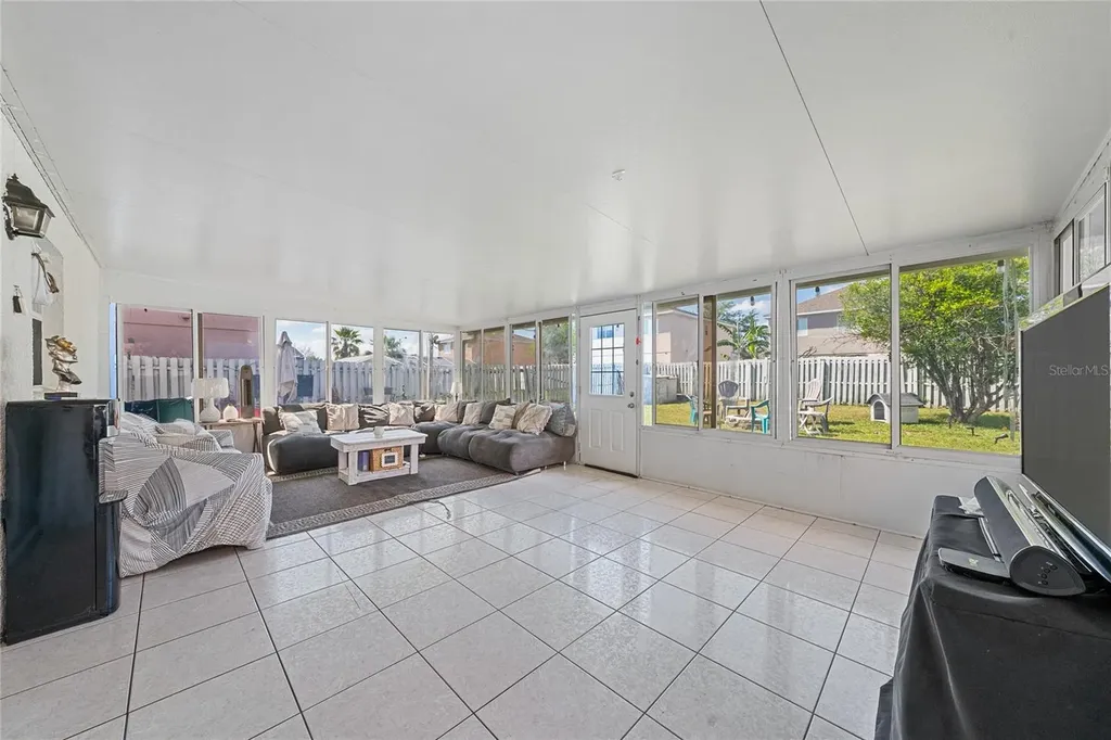 1228 Heather Lake Drive Orlando FL 32824