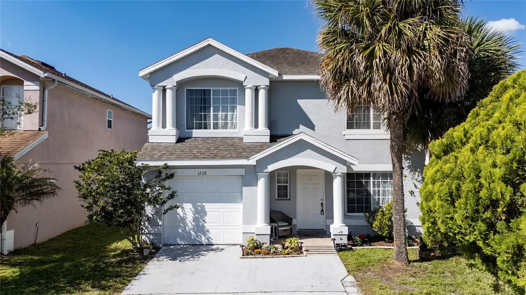 1228 Heather Lake Drive Orlando FL 32824