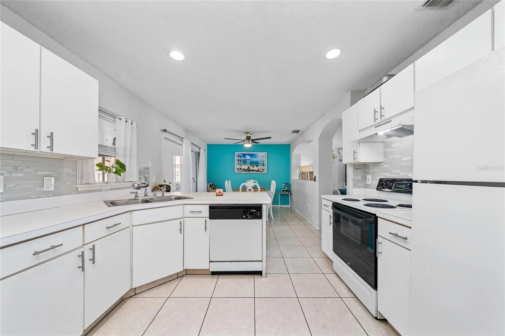 1228 Heather Lake Drive Orlando FL 32824