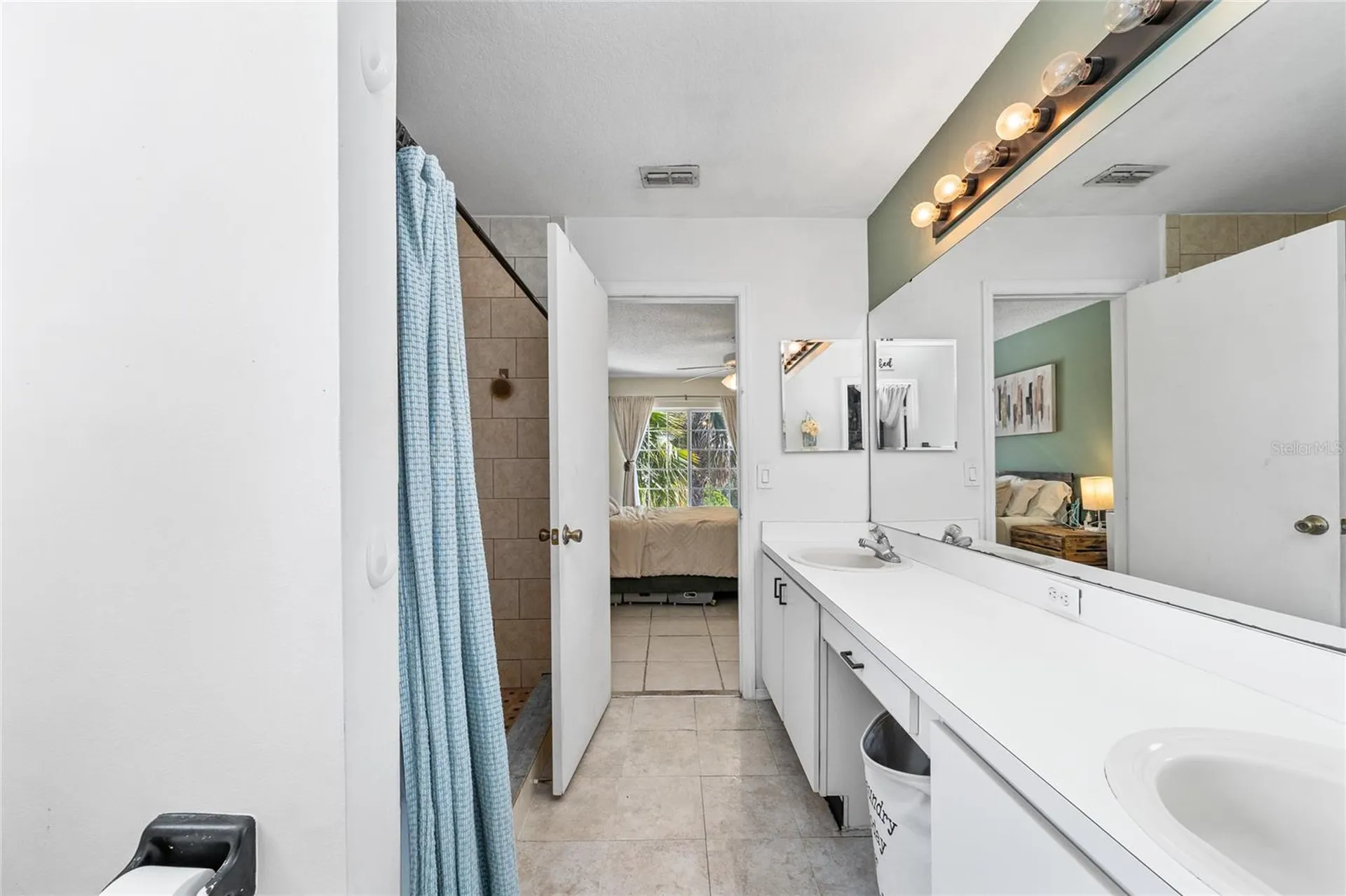 1228 Heather Lake Drive Orlando FL 32824