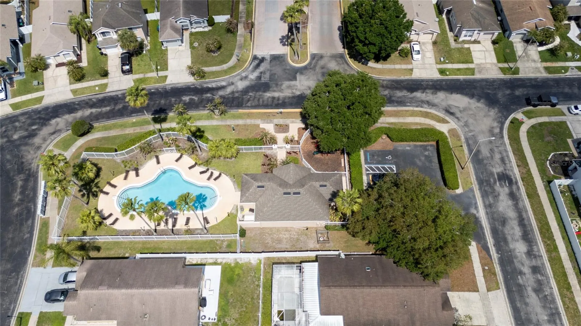 1228 Heather Lake Drive Orlando FL 32824