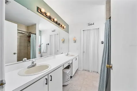 1228 Heather Lake Drive Orlando FL 32824