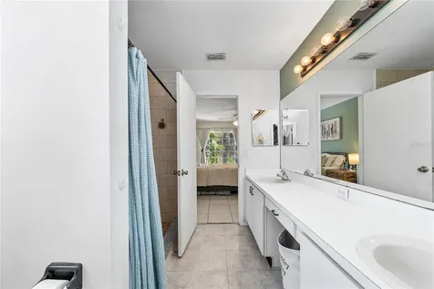 1228 Heather Lake Drive Orlando FL 32824