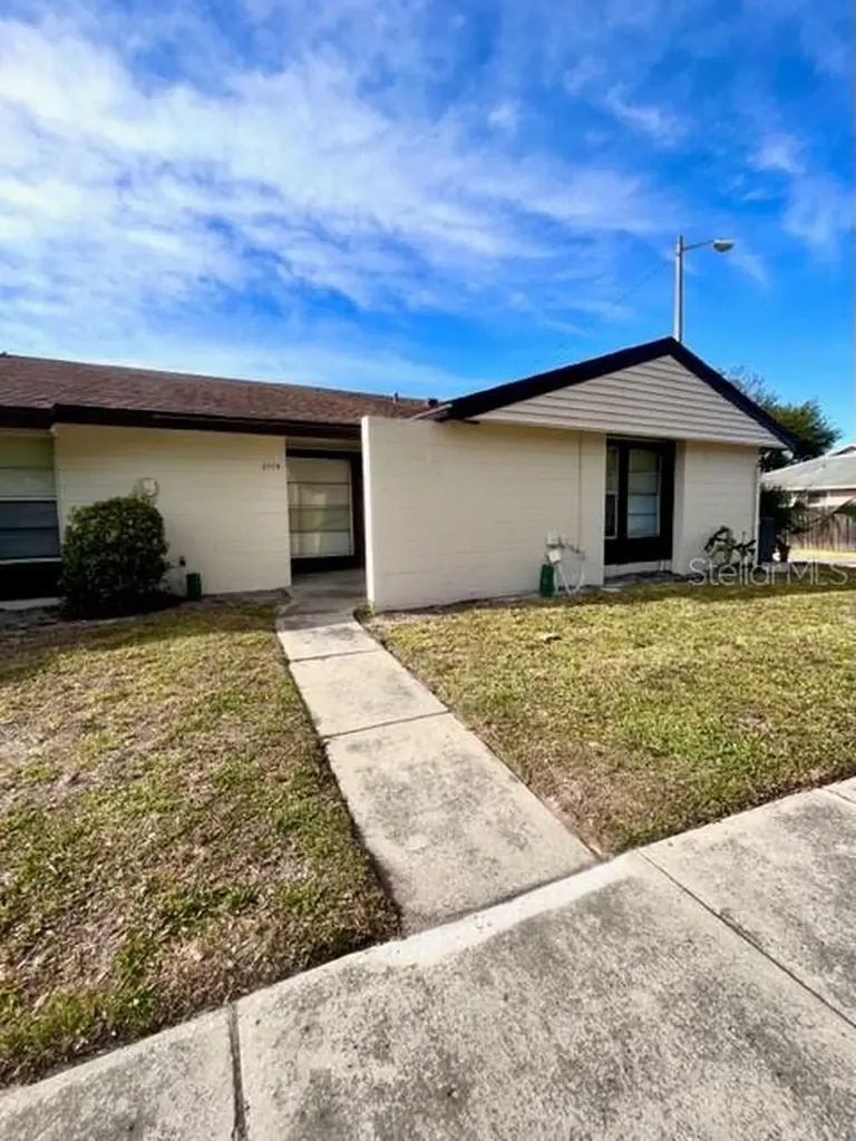 2775 Willow Run Orlando FL 32808