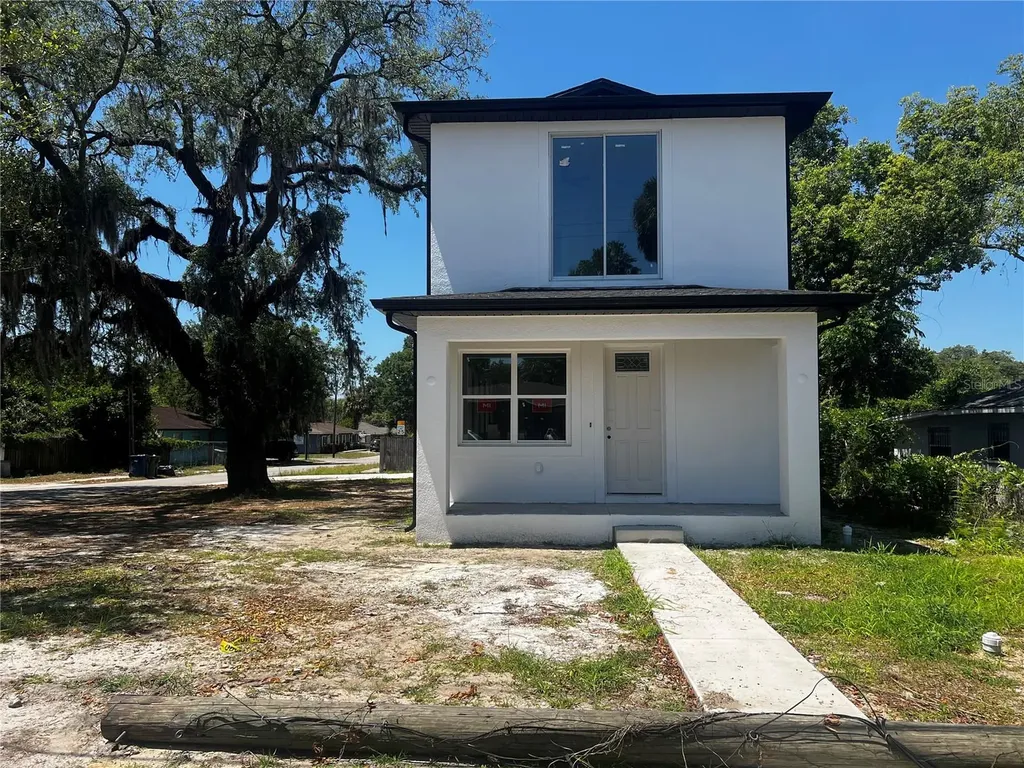 1514 E Juneau Street Tampa FL 33604