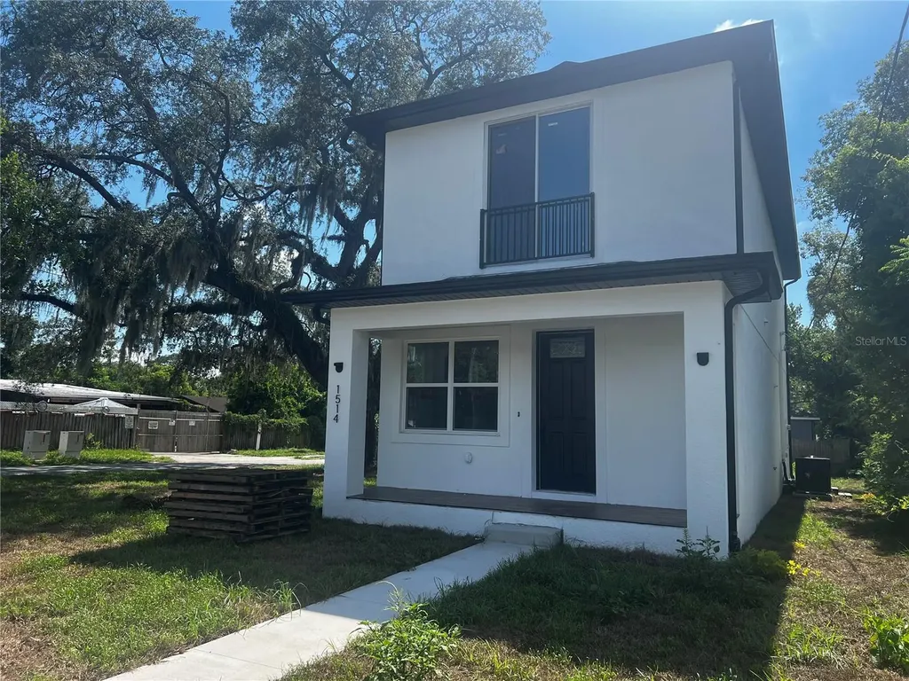 1514 E Juneau Street Tampa FL 33604