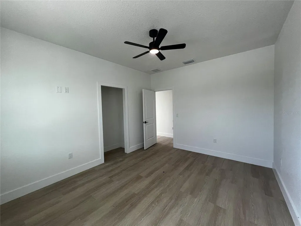 1514 E Juneau Street Tampa FL 33604