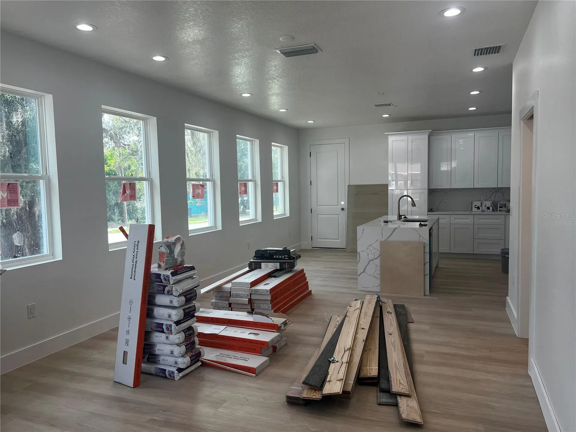 1514 E Juneau Street Tampa FL 33604