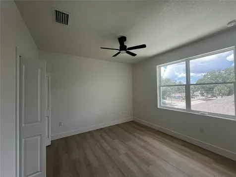 1514 E Juneau Street Tampa FL 33604