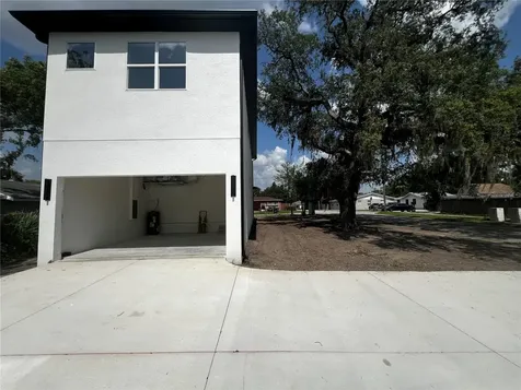 1514 E Juneau Street Tampa FL 33604
