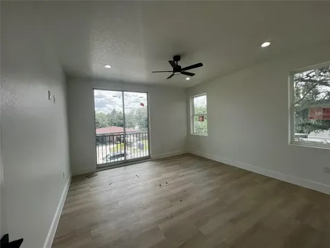 1514 E Juneau Street Tampa FL 33604