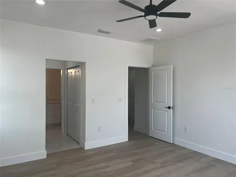 1514 E Juneau Street Tampa FL 33604