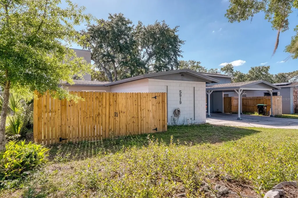 5919 Luzon Drive Orlando FL 32809
