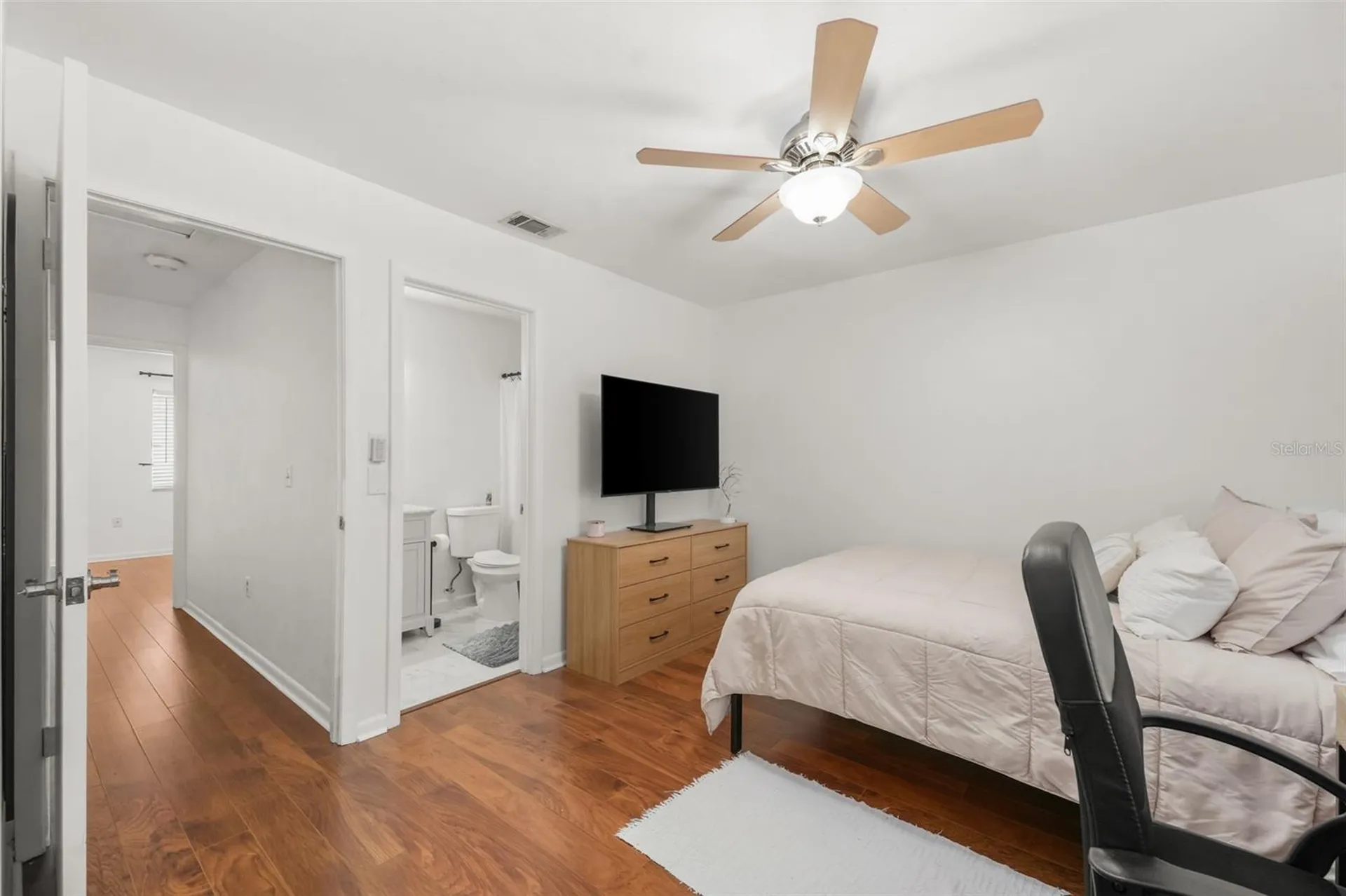 2735 SW 35th Place Gainesville FL 32608