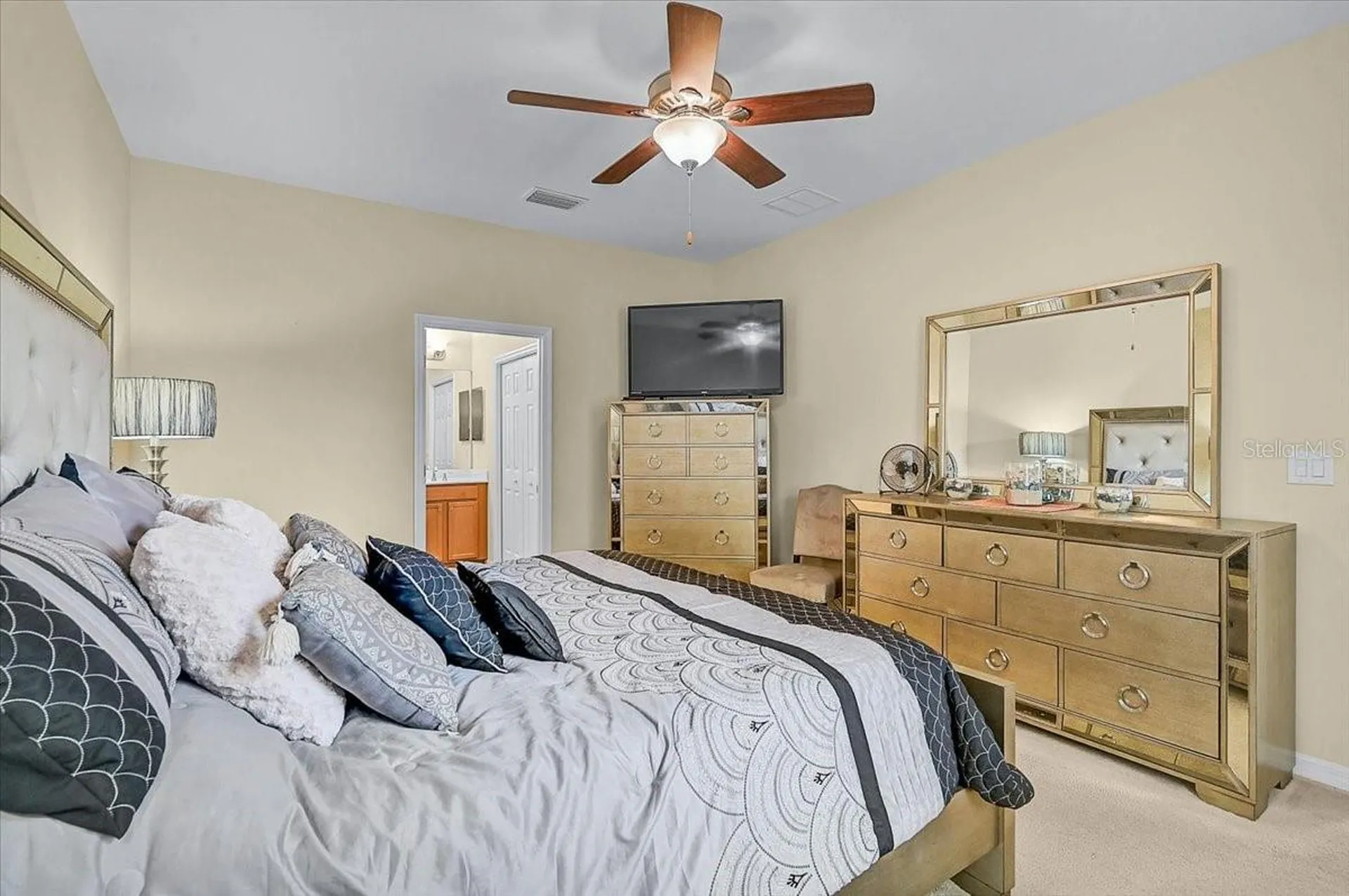 9815 Nostalgia Place Englewood FL 34223