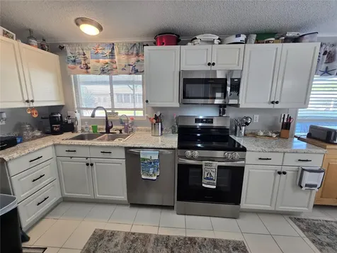 336 Victoria Drive Haines City FL 33844
