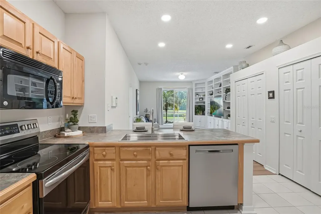 12514 Loquat Way Tampa FL 33626