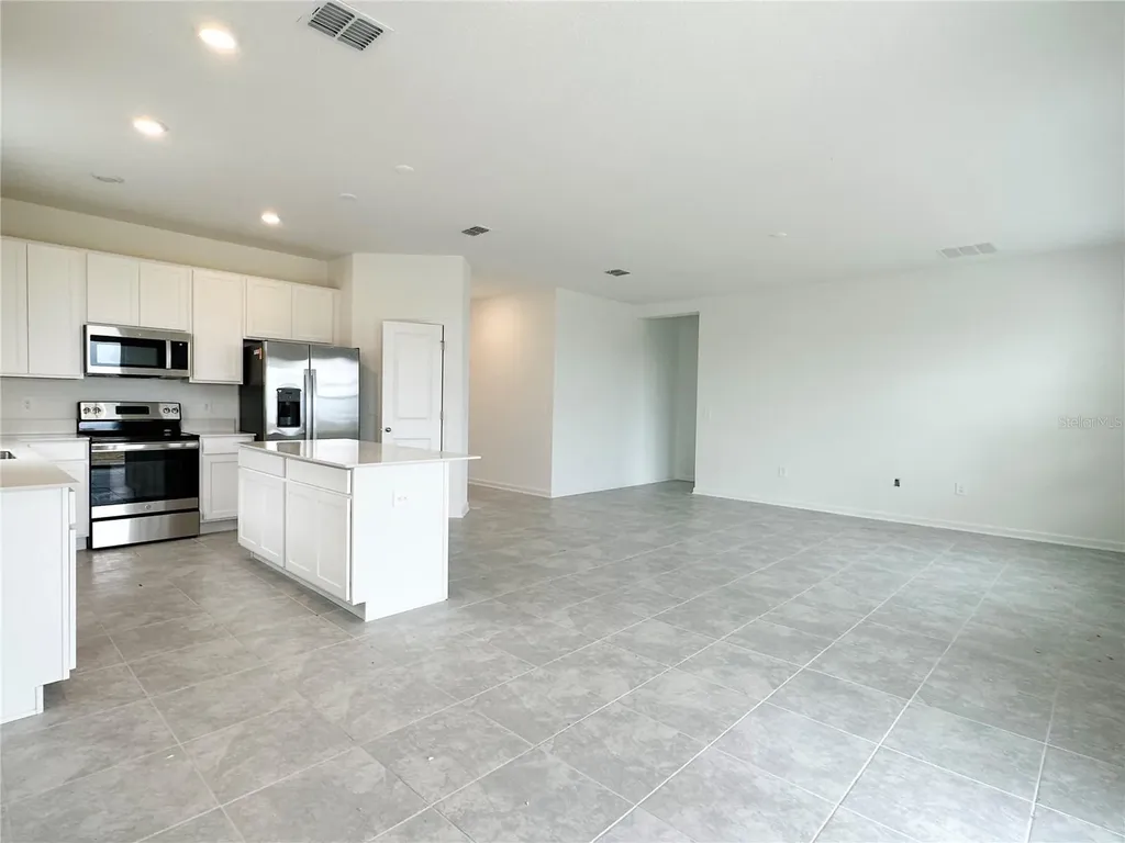 700 Daring Drive Davenport FL 33837