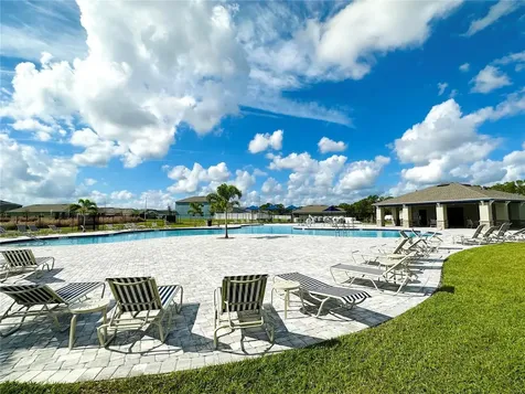 700 Daring Drive Davenport FL 33837