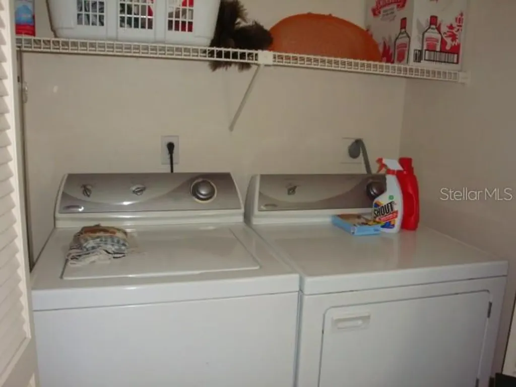 70 Joanne Place Oldsmar FL 34677