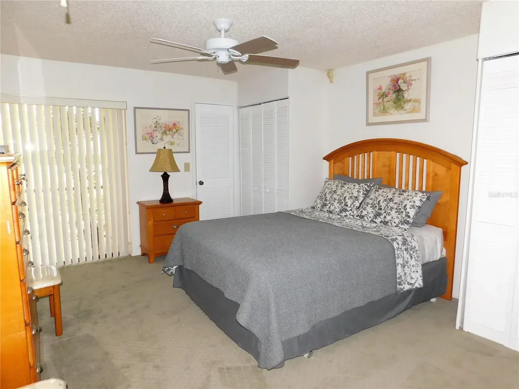 70 Joanne Place Oldsmar FL 34677