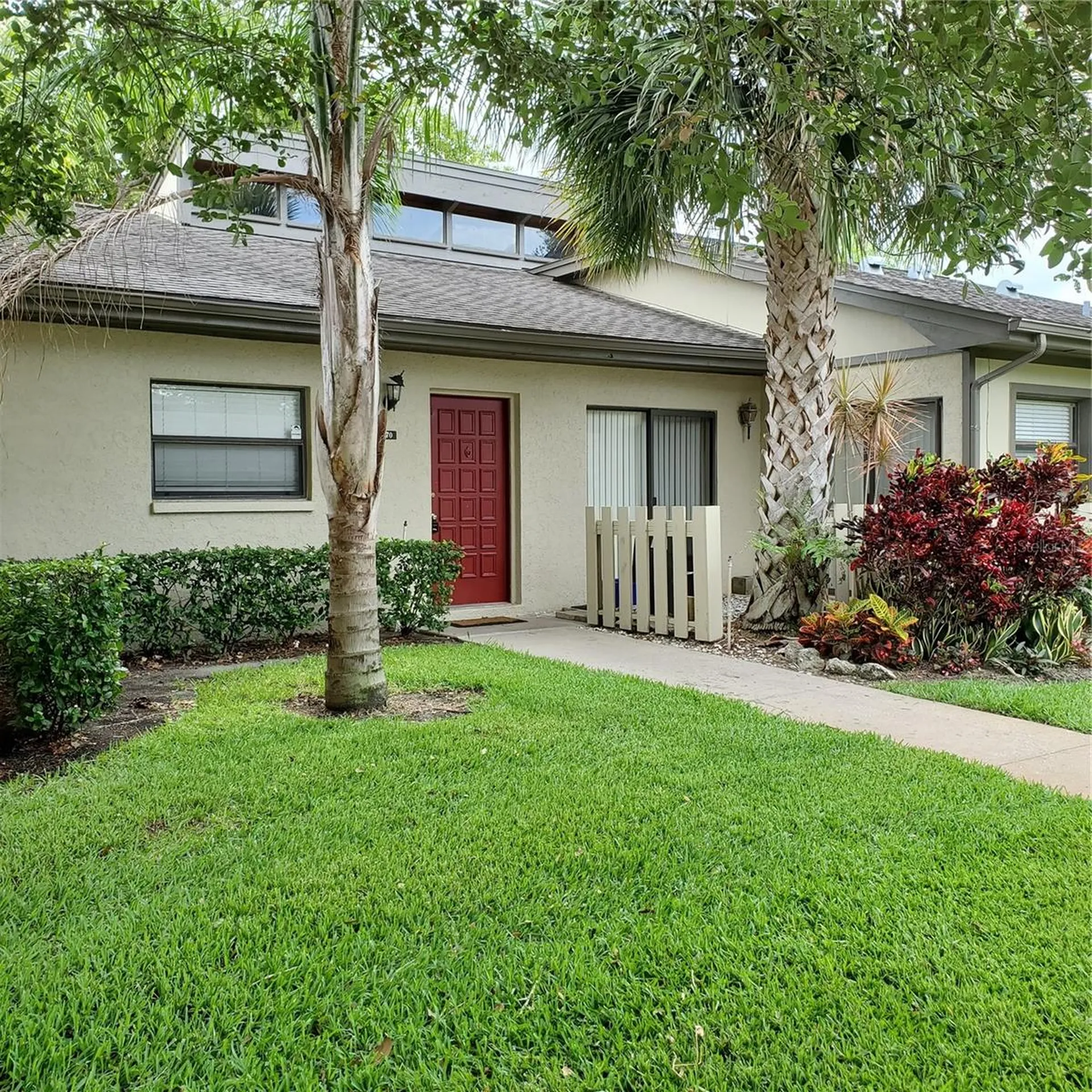 70 Joanne Place Oldsmar FL 34677