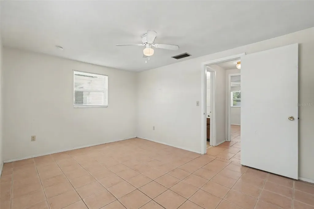 3128 Harvardston Loop Holiday FL 34691