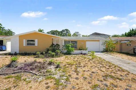 3128 Harvardston Loop Holiday FL 34691