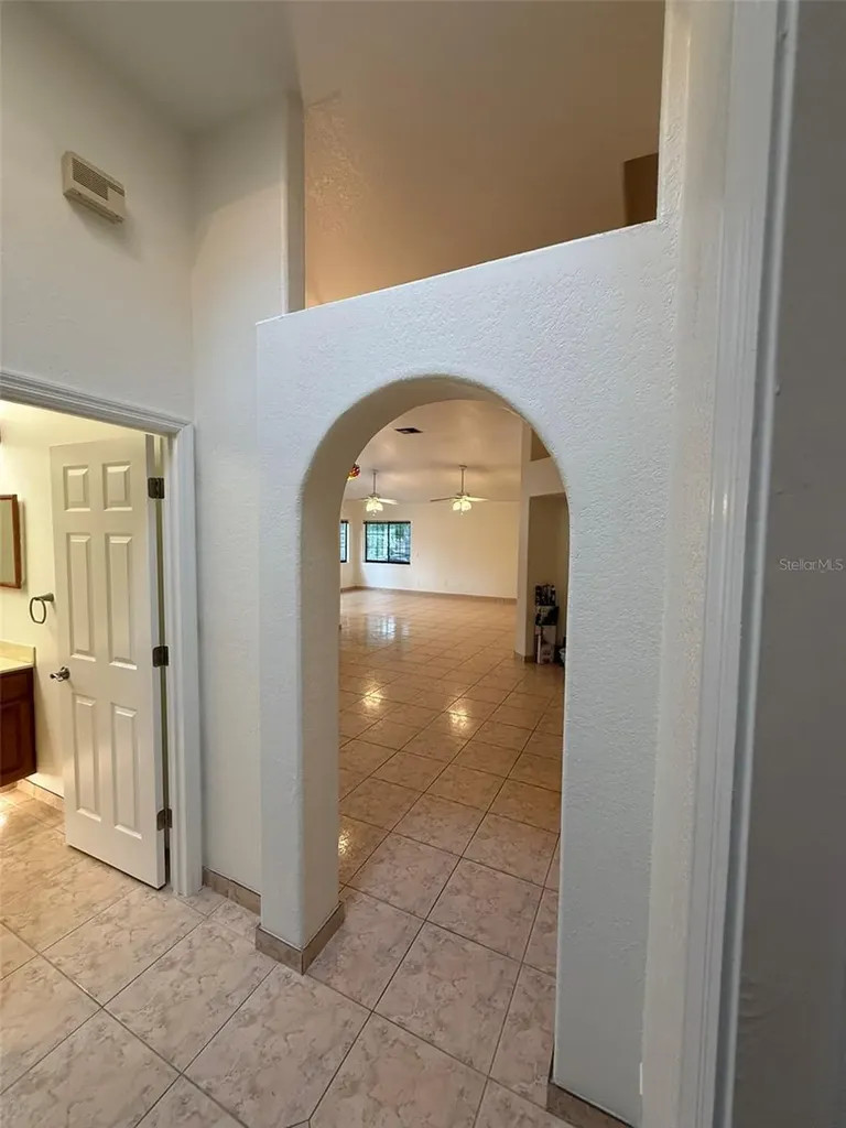 505 Via Del Oro Drive Altamonte Springs FL 32714