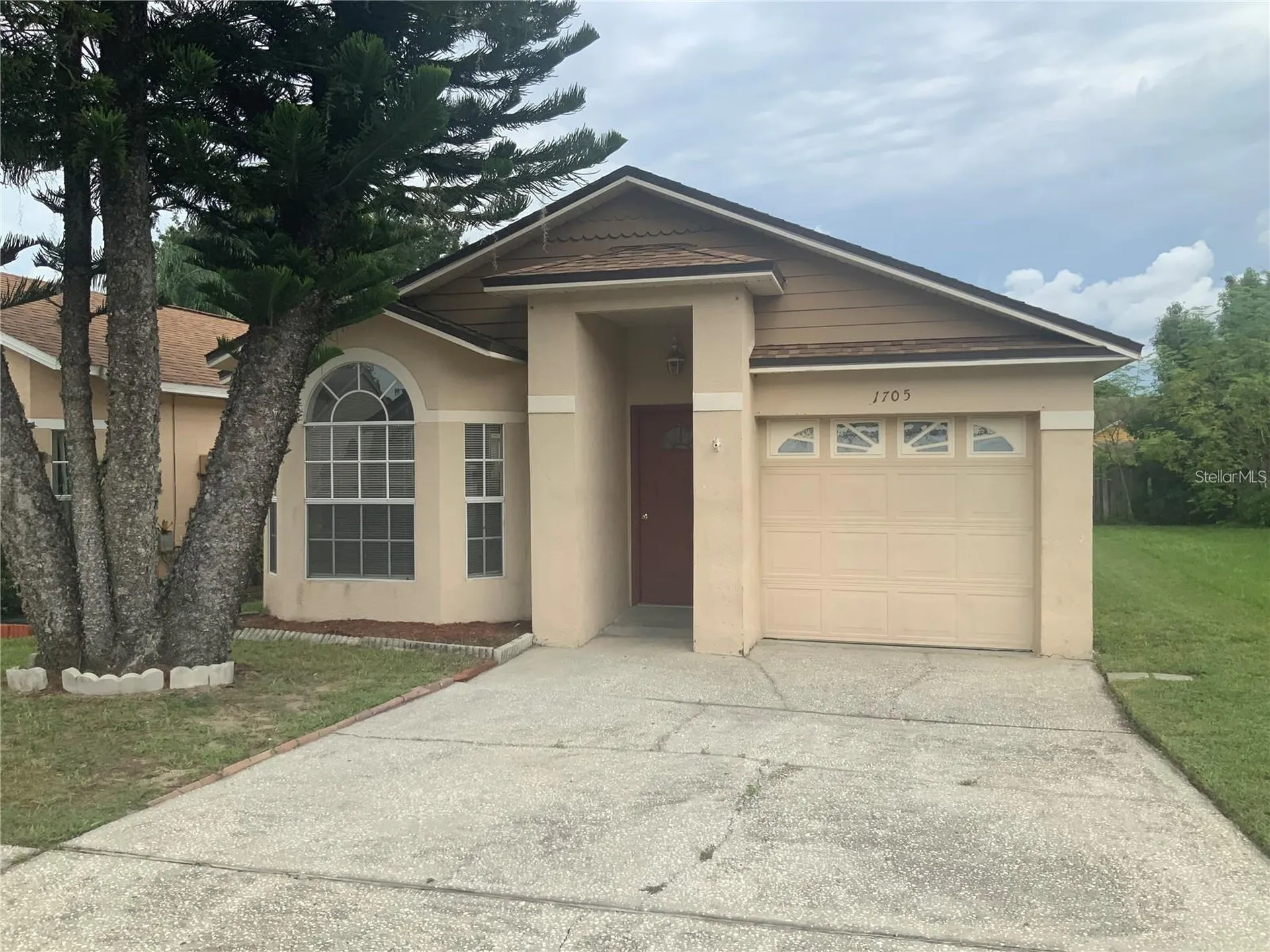 1705 Chatham Circle Apopka FL 32703