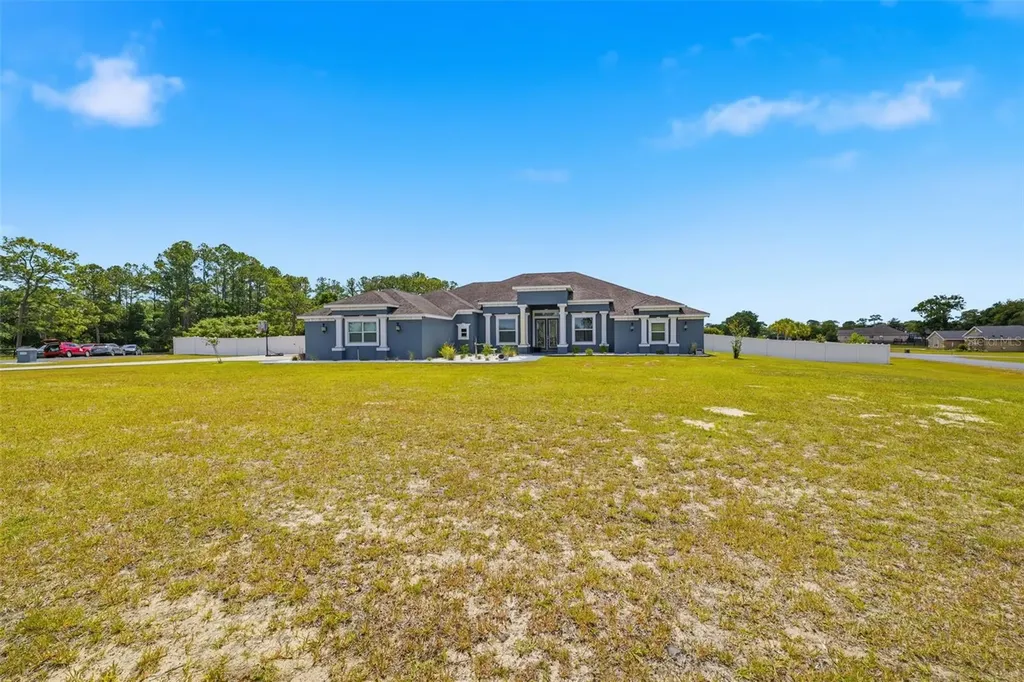 6152 NE 64th Street Silver Springs FL 34488