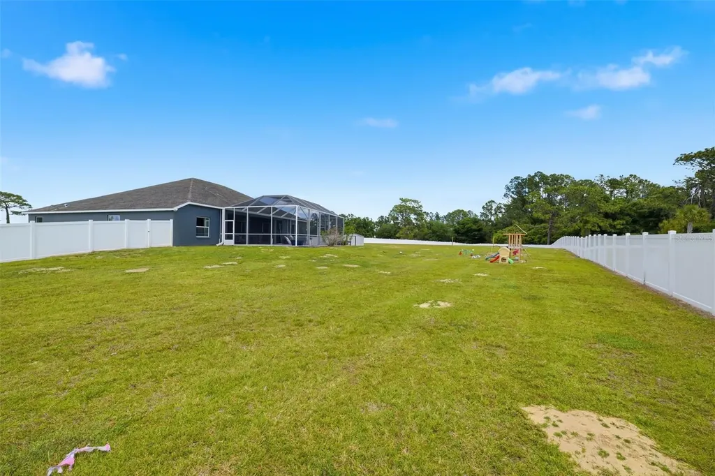 6152 NE 64th Street Silver Springs FL 34488
