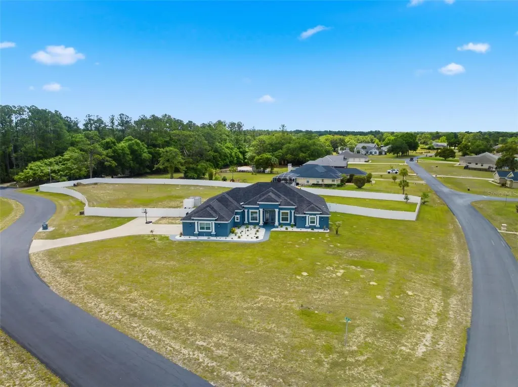 6152 NE 64th Street Silver Springs FL 34488