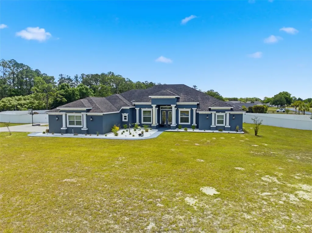 6152 NE 64th Street Silver Springs FL 34488
