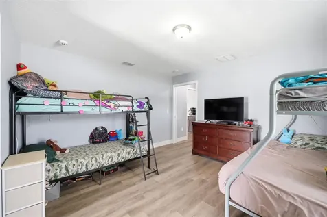 6152 NE 64th Street Silver Springs FL 34488
