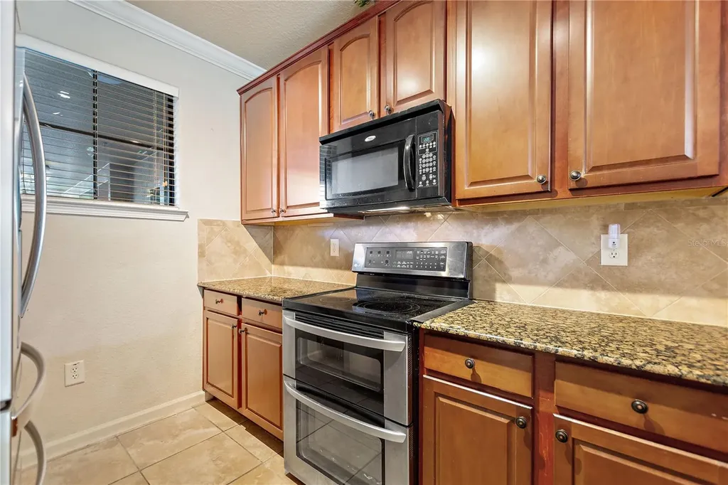 904 Charo Parkway Davenport FL 33897